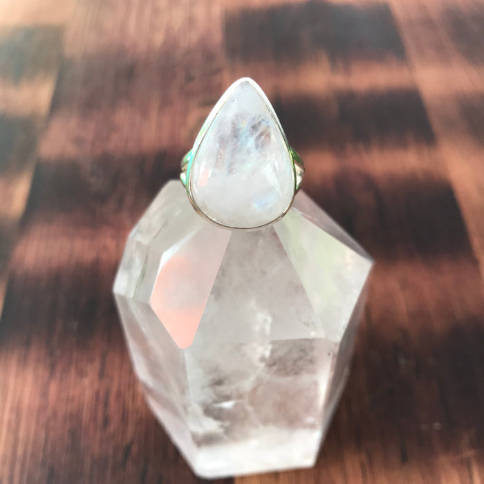 Moonstone Ring - 925 Sterling Silver