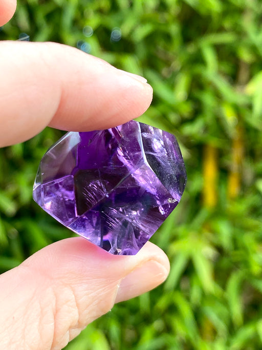 High Quality Amethyst Geometric