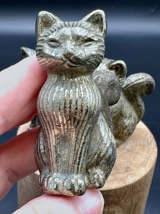 Sitting Cat Carvings - Various Choices