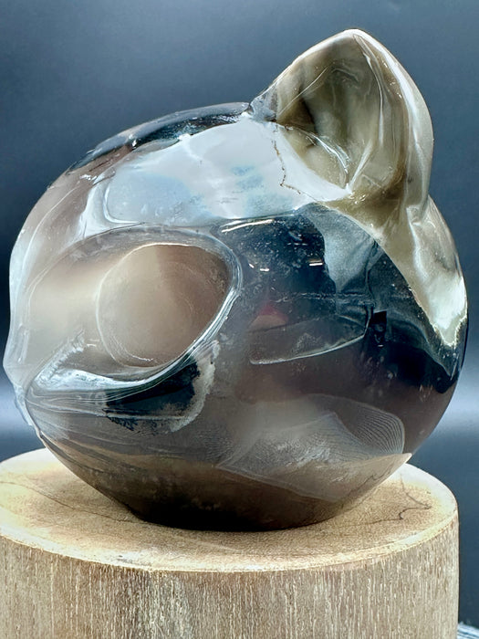 Volcanic Agate Cat Head with UV reaction