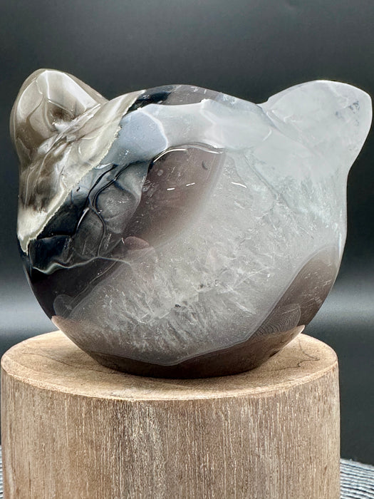 Volcanic Agate Cat Head with UV reaction