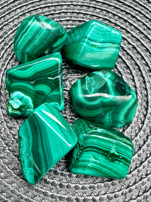 Malachite Tumbled Stones