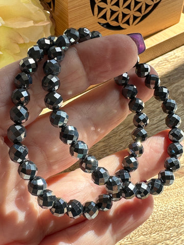 Hematite Faceted Bead Bracelet