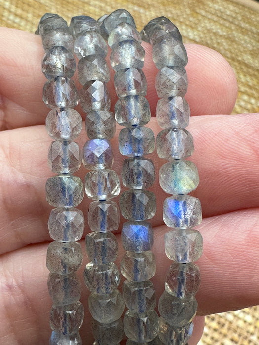 Flashy Labradorite Faceted Bead Bracelet - 5mm