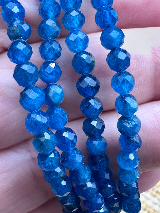 Blue Apatite Sparkling Faceted Bead Bracelet - 4mm