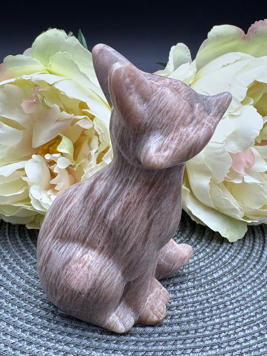 Peach Moonstone Fox Carving