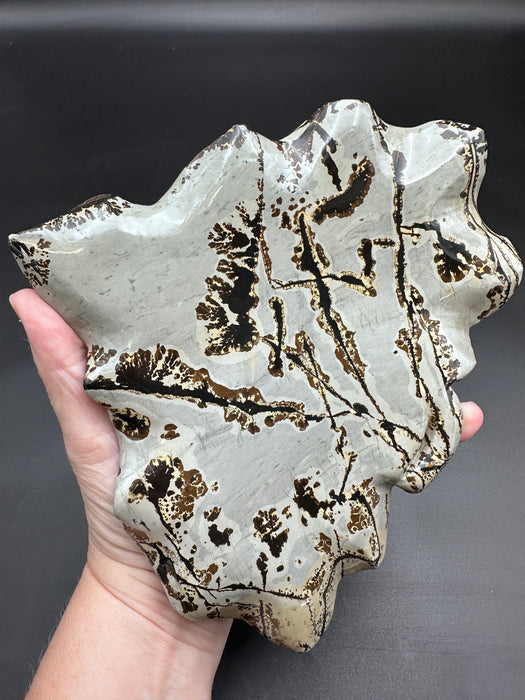 Picture Jasper Leaf Shaped Plate Carving