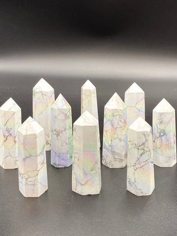 Aura Howlite Points