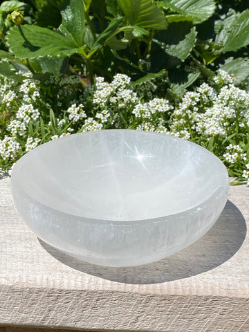 Selenite Charging Bowl - 13.5cm